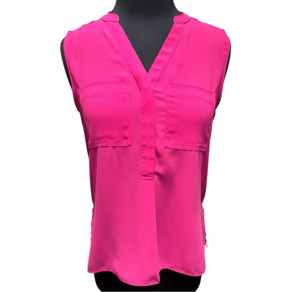 Banana Republic Fuchsia Sleeveless Blouse XS Split Neck Tank Workwear Chic